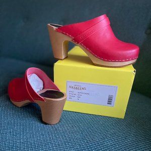 Hasbeens Swedish Clogs Slip In Classic Red Size 8 US/38 EUR